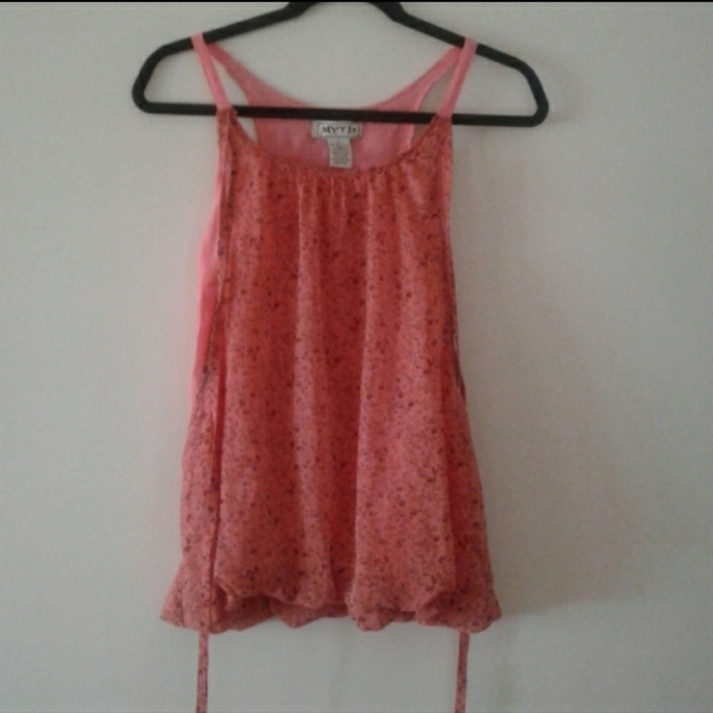 Myth small top